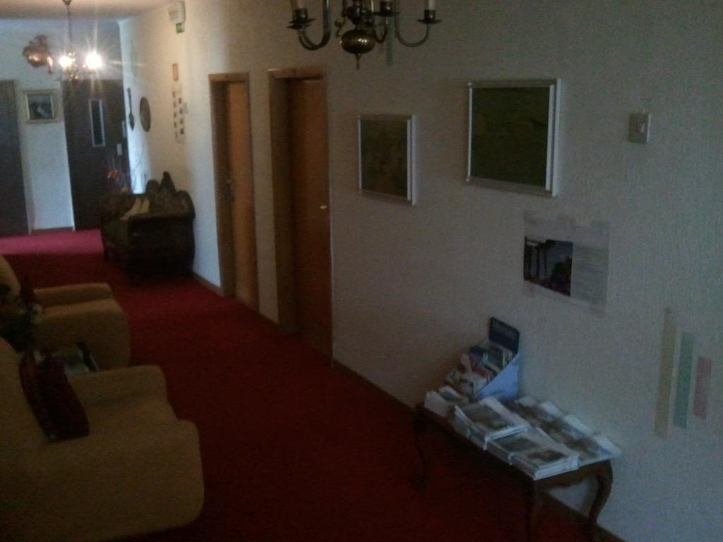 Hotel Lux Merano Quarto foto