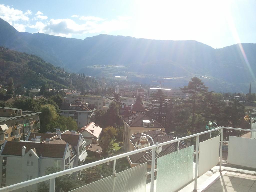 Hotel Lux Merano Quarto foto